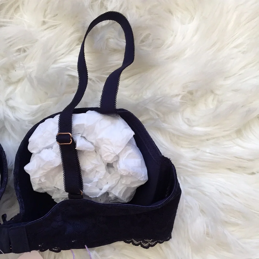 Savage X Fenty Allover Lace T-Shirt Bra in Eclipse - Picture 6 of 6